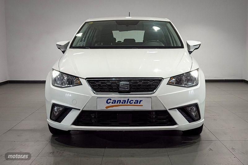 Usado Seat Ibiza Style 95 CV (69 kW) 2018 Blanco Utilitario
