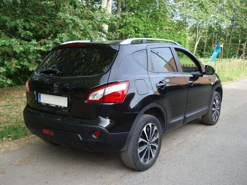 Usado Nissan Qashqai Tekna 110 CV (80 kW) 2012 Negro SUV