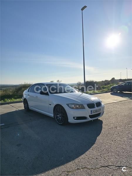 Usado BMW 320 Efficient Dynamics 163 CV (119 kW) 2010 Blanco Berlina