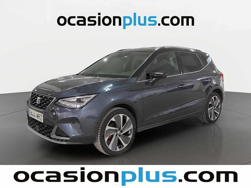 Usado Seat Arona FR 150 HP (110 kW) 2024 Cinzento SUV