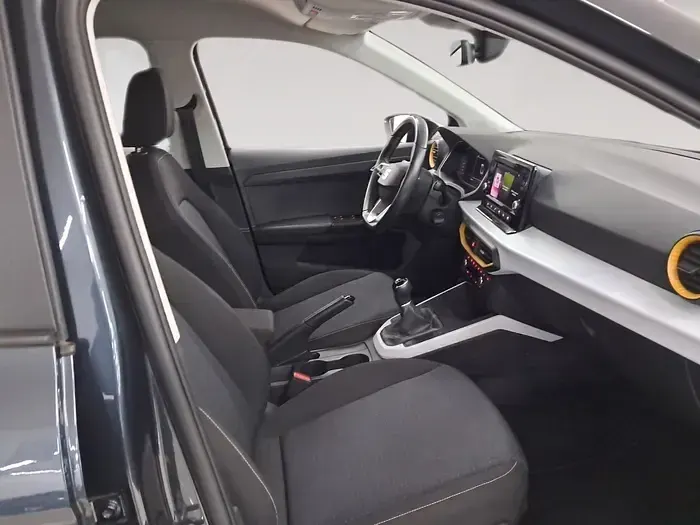 Usado Seat Arona Xperience 116 CV (85 kW) 2025 Blanco SUV