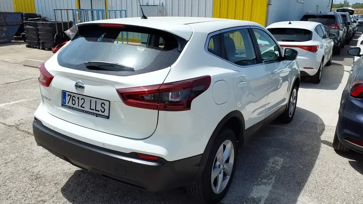 Usado Nissan Qashqai Acenta 116 CV (85 kW) 2020 Blanco SUV
