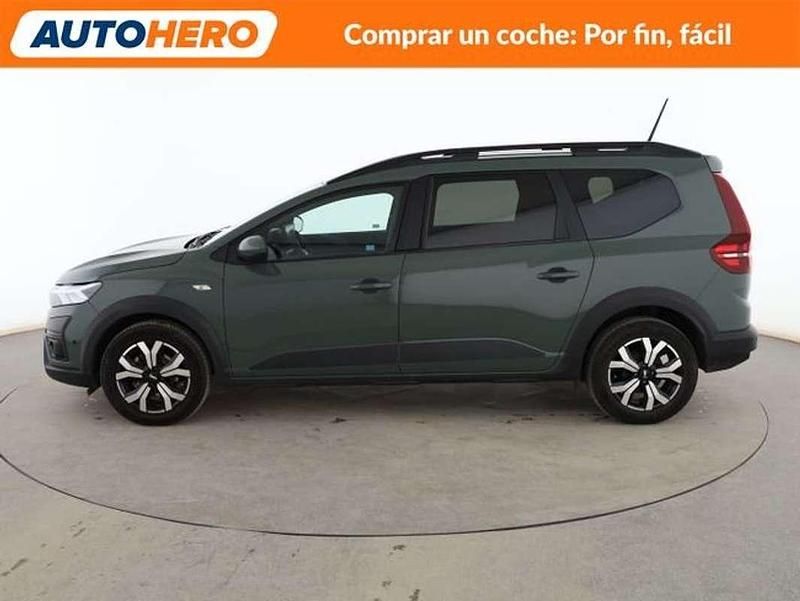 Usado Dacia Jogger Expression 110 CV (80 kW) 2023 Verde Monovolumen