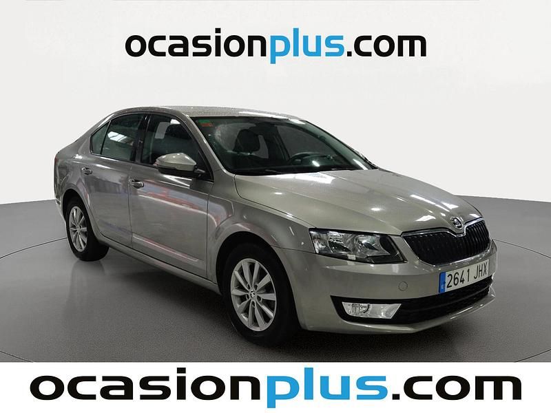 Brugt Skoda Octavia Ambition 110 HK (80 kW) 2015 Beige Hatchback