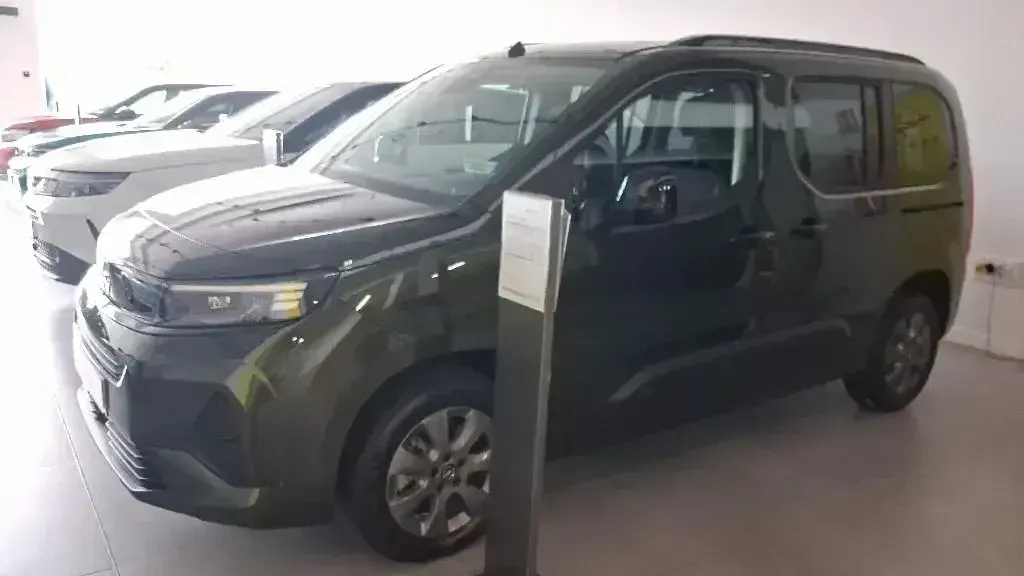 Nuevo Opel Combo 100 CV (73 kW) 2026 Otro Monovolumen