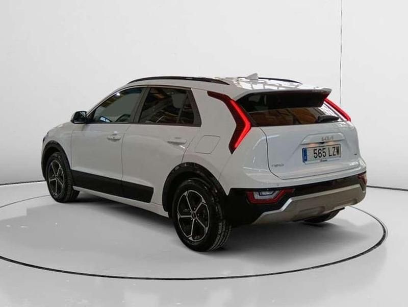 Usado Kia Niro 141 CV (103 kW) 2022 Blanco SUV