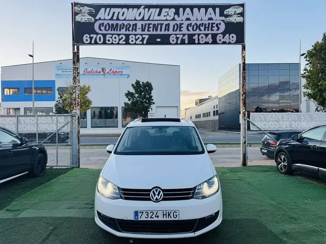 Usado VW Sharan Advance 140 CV (102 kW) 2012 Blanco Monovolumen