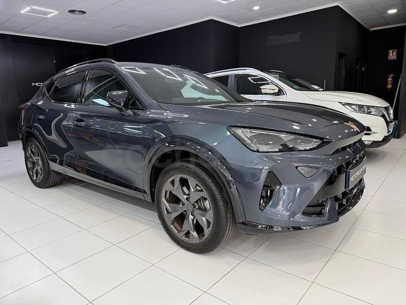 Gris / plata Usado 2025 Cupra Formentor SUV | 33.490 € (Precio justo) - Imagen 1/4