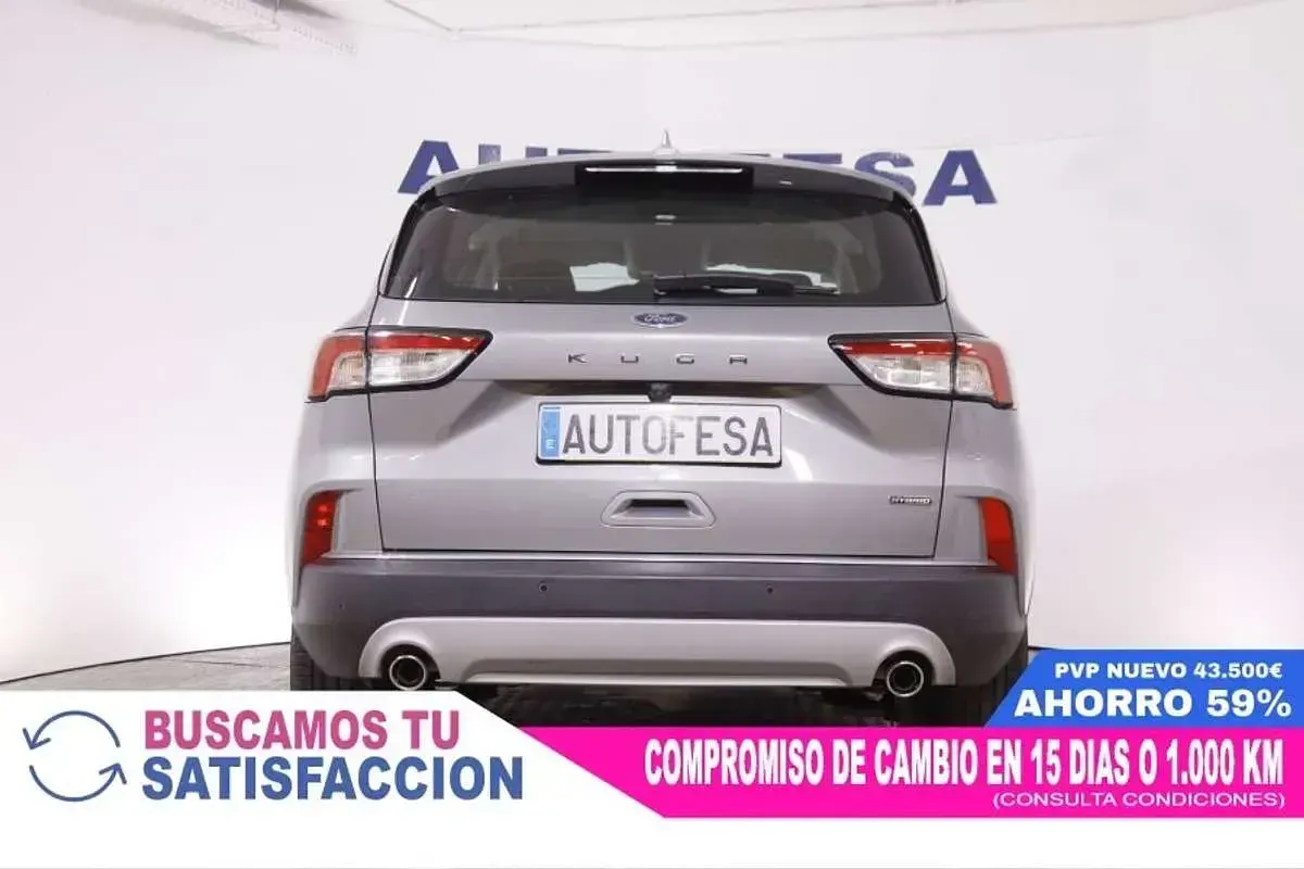 Usado Ford Kuga Titanium 190 CV (139 kW) 2022 SUV