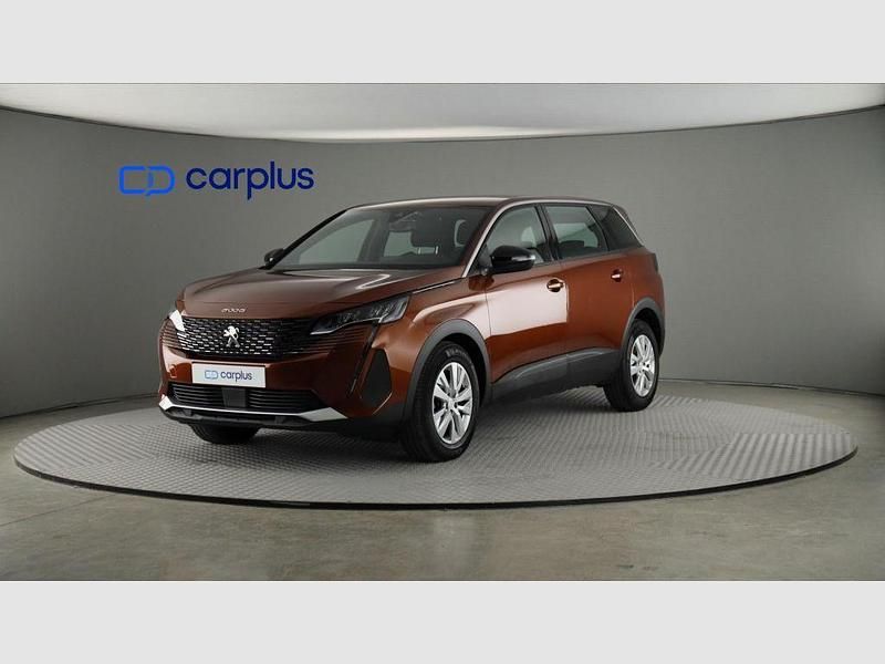 Metallic copper (metalizado) Usado 2023 Peugeot 5008 Active Monovolumen | 24.990 € (Un poco caro) - Imagen 1/4
