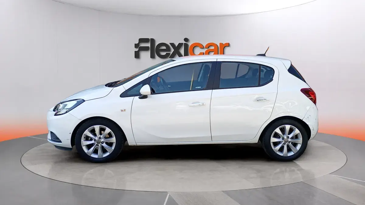 Usado Opel Corsa Business 90 CV (66 kW) 2017 Blanco Utilitario