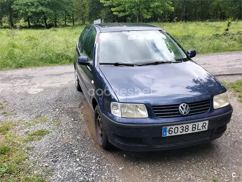 Brugt VW Polo Trendline 60 HK (44 kW) 2001 Blå Sedan