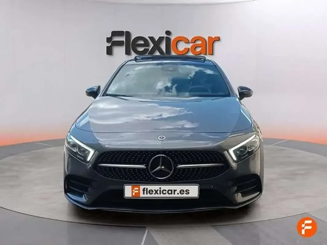 Usado Mercedes A200 150 CV (110 kW) 2022 Gris Berlina