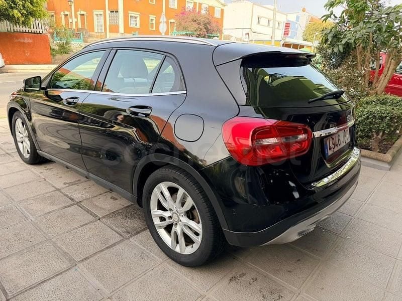 Usado Mercedes GLA220 Urban 170 CV (125 kW) 2014 Negro SUV