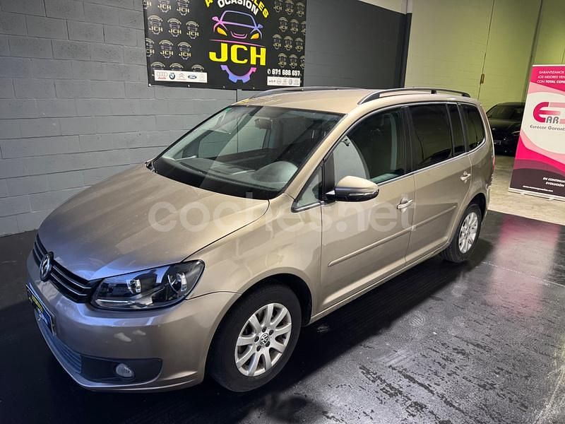 Beige Usado 2012 VW Touran Advance Monovolumen | 11.999 € (Precio justo) - Imagen 1/4