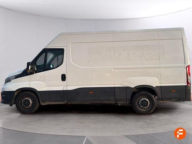 Usado Iveco Daily 156 CV (114 kW) 2023 Blanco Berlina