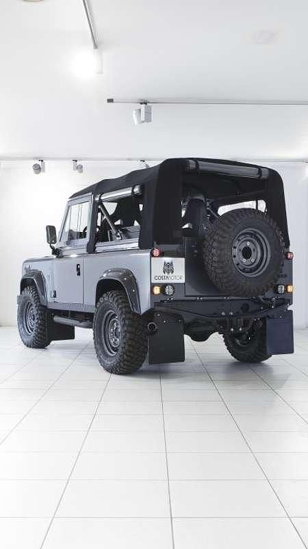 Usado Land Rover Defender 122 CV (89 kW) 2000 Gris Descapotable