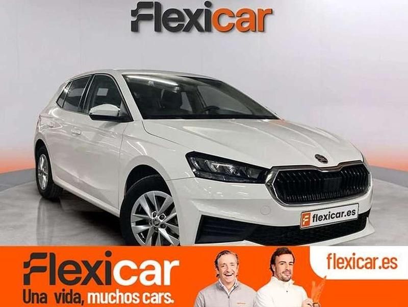 Blanco Usado 2022 Skoda Fabia Style Utilitario | 13.970 € (Buen precio) - Imagen 1/4
