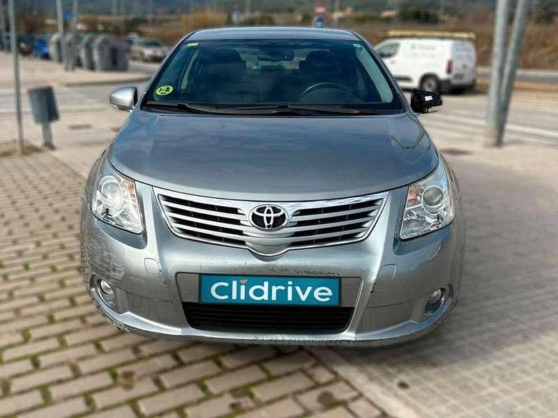 Usado Toyota Avensis Executive 150 CV (110 kW) 2009 Gris Berlina