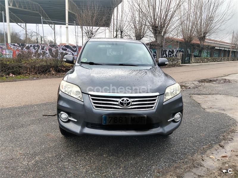Usado Toyota RAV4 Advance 150 CV (110 kW) 2012 Gris / plata SUV