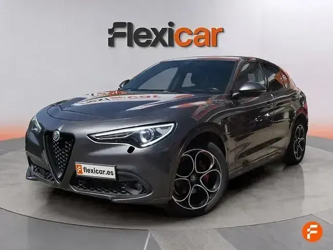 Usado Alfa Romeo Stelvio Veloce 210 CV (154 kW) 2021 Gris SUV