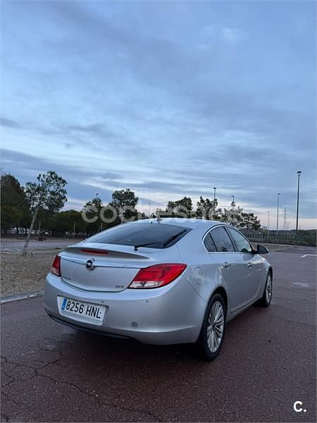 Usado Opel Insignia Excellence 130 CV (95 kW) 2013 Gris / plata Berlina