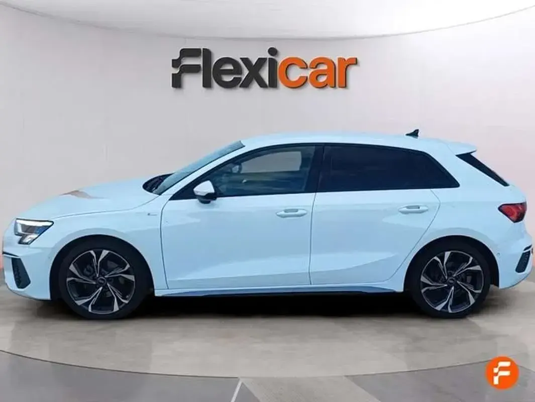 Usado Audi A3 Sportback Advanced 150 CV (110 kW) 2023 Blanco Utilitario