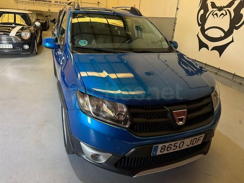 Usado Dacia Sandero Stepway 90 CV (66 kW) 2015 Azul Berlina