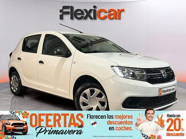 Usado Dacia Sandero Acces 73 CV (53 kW) 2019 Blanco Berlina