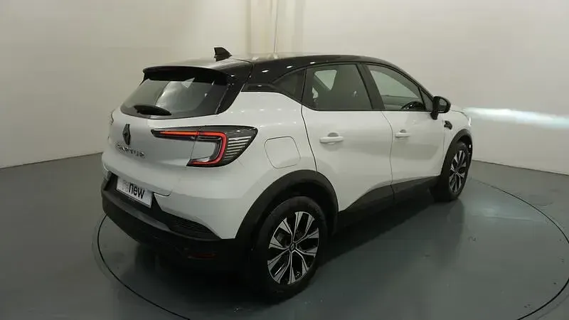 Usado Renault Captur Evolution 101 CV (74 kW) 2025 Blanco SUV