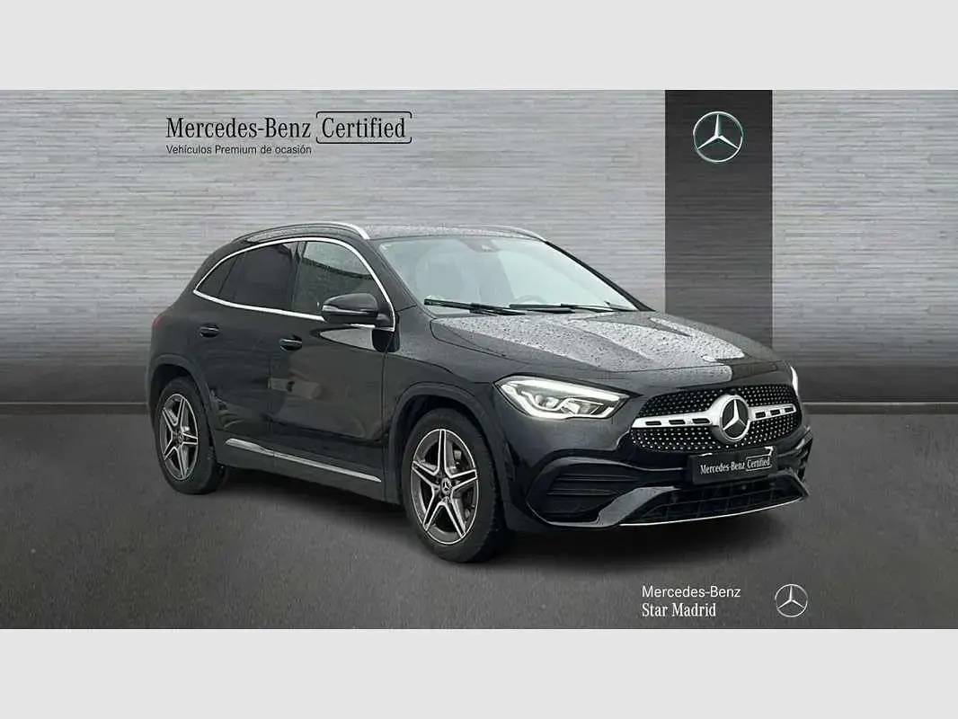 Usado Mercedes GLA200 150 CV (110 kW) 2022 Negro SUV