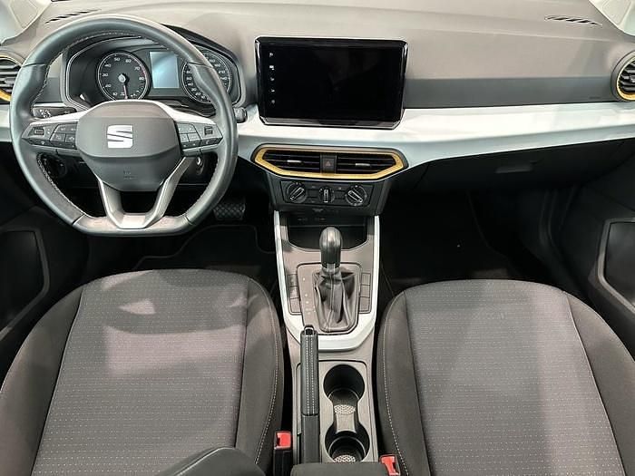 Usado Seat Arona Style 110 CV (80 kW) 2024 Azul SUV