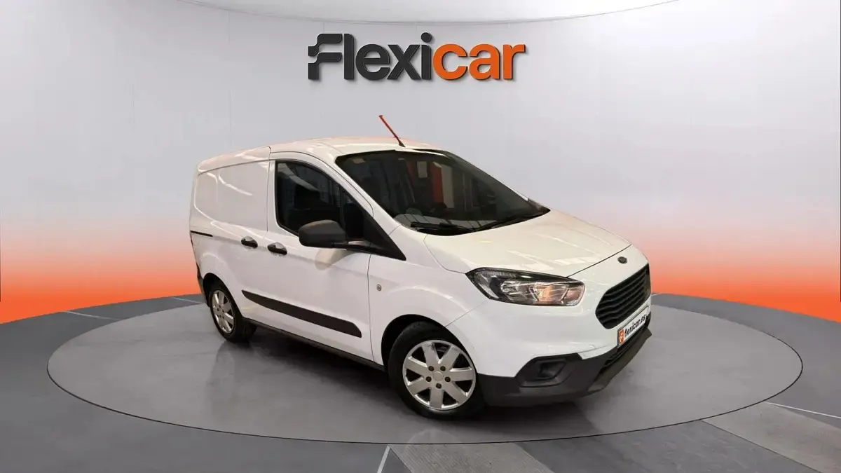 Usado Ford Transit 75 HP (55 kW) 2021 Sedan