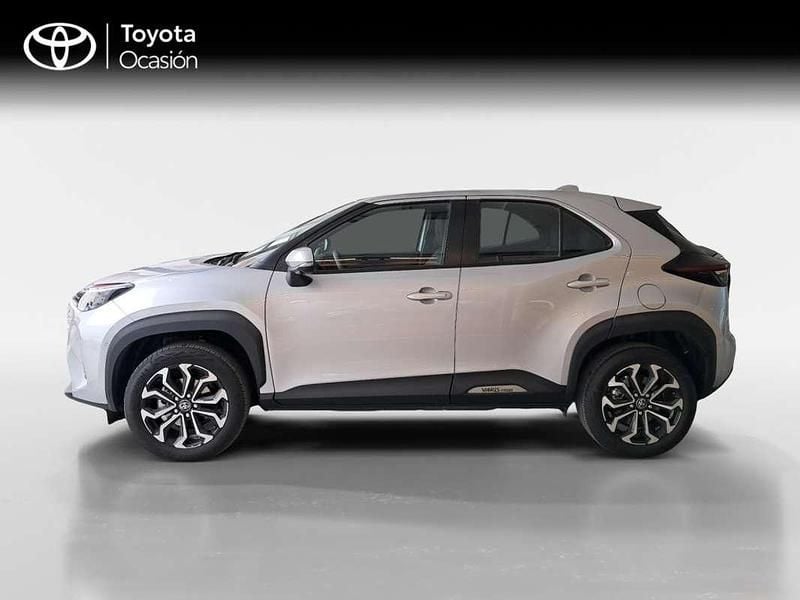 Usado Toyota Yaris Cross Active 116 CV (85 kW) 2021 Gris SUV