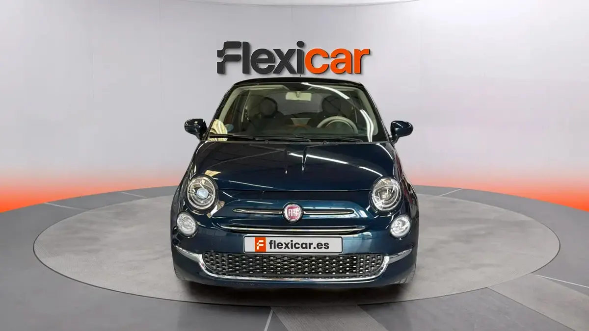 Usado Fiat 500 Dolcevita 70 CV (51 kW) 2023 Azul Berlina