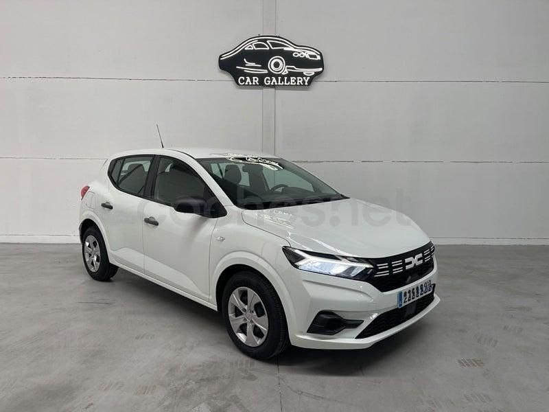 Usado Dacia Sandero Comfort 101 CV (74 kW) 2021 Blanco Berlina