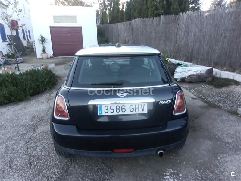 Usado Mini Cooper 120 CV (88 kW) 2007 Negro Utilitario