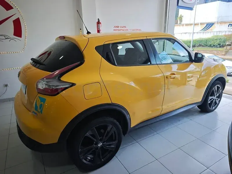 Usado Nissan Juke Acenta 110 CV (80 kW) 2014 Amarillo SUV