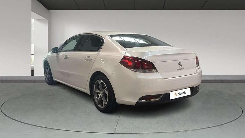 Usado Peugeot 508 Allure 163 CV (119 kW) 2015 Blanco Berlina
