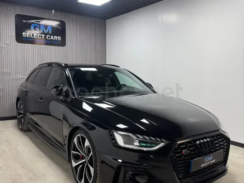Usado Audi RS4 450 CV (330 kW) 2021 Negro Familiar