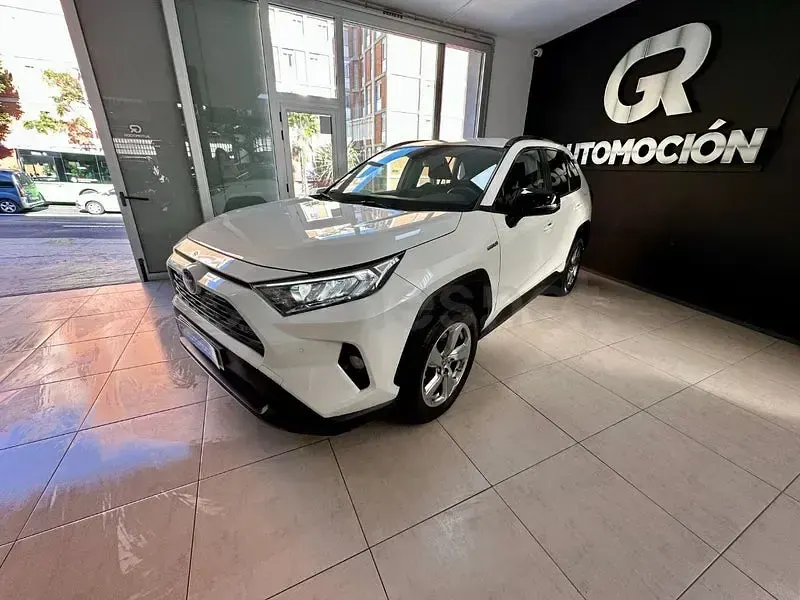 Usado Toyota RAV4 Hybrid Business Edition 218 CV (160 kW) 2021 Blanco SUV