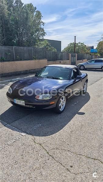 Usado Mazda MX5 90 CV (66 kW) 1999 Azul Descapotable