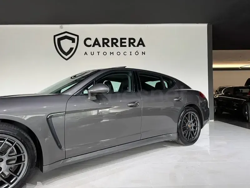 Usado Porsche Panamera 300 CV (220 kW) 2014 Gris / plata Utilitario
