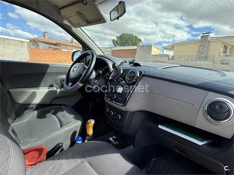 Blanco Usado 2015 Dacia Lodgy Lauréate Monovolumen | 3900 € (Precio justo) - Imagen 1/4