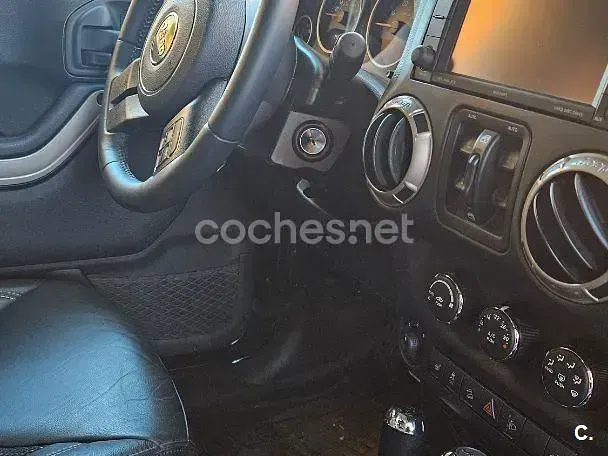 Usado Jeep Wrangler Unlimited 200 CV (147 kW) 2016 Negro SUV