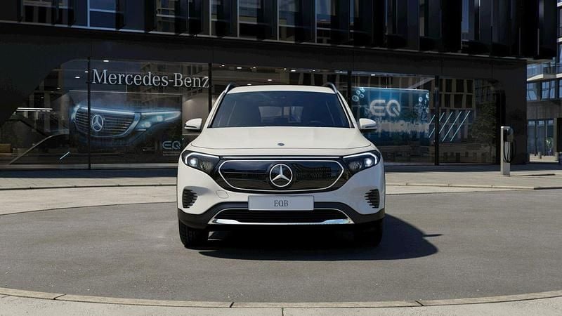 Usado Mercedes EQB250 Electric Art 139 kW (190 CV) 2023 Blanco polar  pintura unicolor SUV
