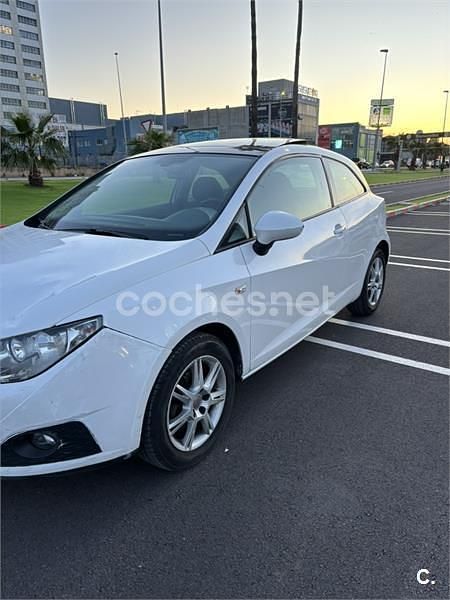 Usado Seat Ibiza SC Sport 90 CV (66 kW) 2010 Blanco Utilitario