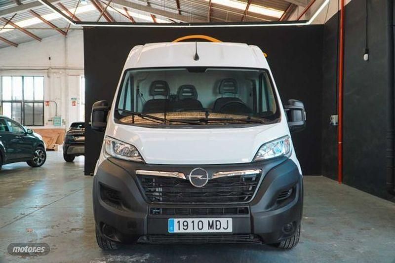 Usado Opel Movano 120 CV (88 kW) 2023 Blanco Van