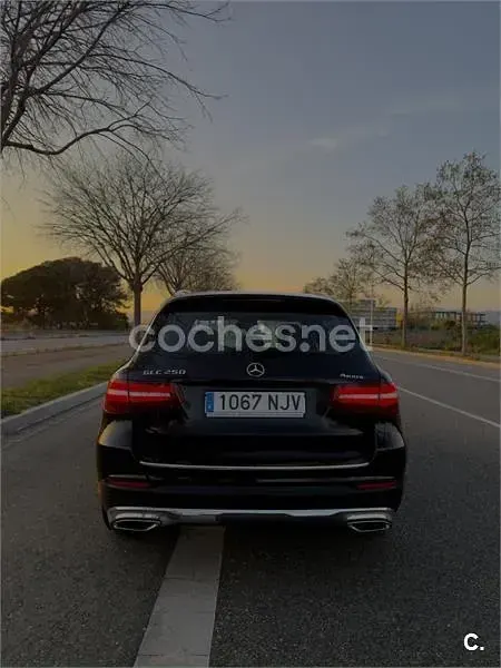 Usado Mercedes GLC250 204 CV (150 kW) 2015 Negro SUV