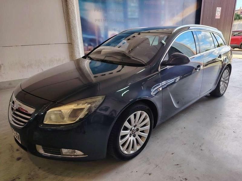 Gris Usado 2010 Opel Insignia Sport Berlina | 3700 € (Buen precio) - Imagen 1/4